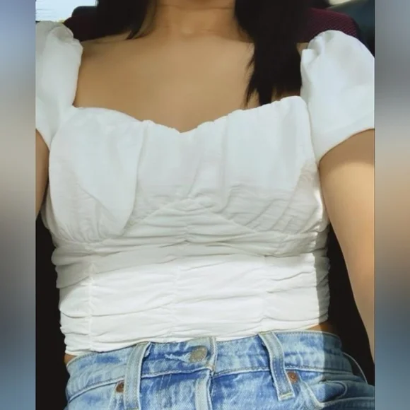 Forever 21 cropped blouse - Picture 2 of 8